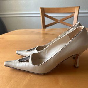 Bruno Magli Heels (Size 8.5 -- Barely Worn)